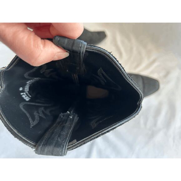 Women's Justin Black Snip Toe Cowboy Boots, Size 9 1/2, Leather - Picture 9 of 13